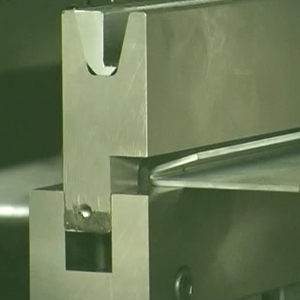 �Ǳ�����ģ�� 03